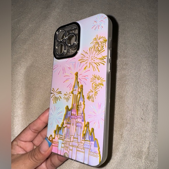 iPhone case 13 pro Max - Picture 2 of 2